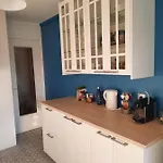 Proche Avec Grand Balcon Lägenhet Cannes